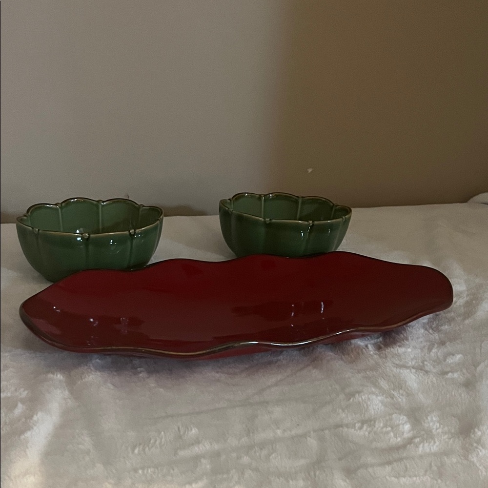 Elegant Red and Green Serving Set by Southern Living at Home (can be separated)